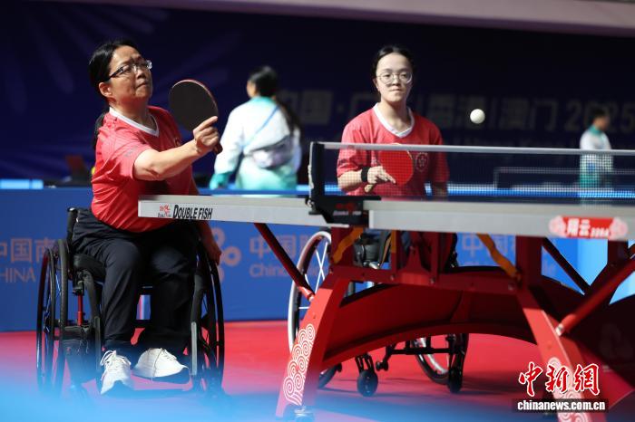 港澳球员在残特奥乒乓赛场闪耀风采 展现坚定斗