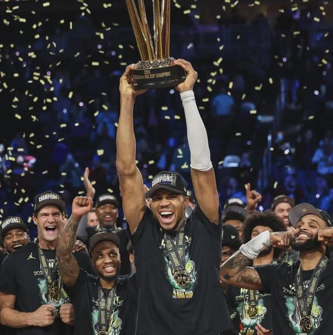 字母哥伤病困扰引离队疑云 雄鹿战绩低迷陷困境