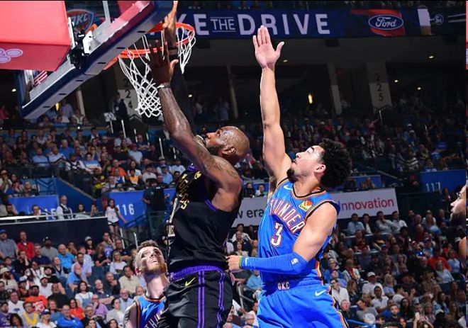 湖人惨败雷霆43分创队史第七大失利