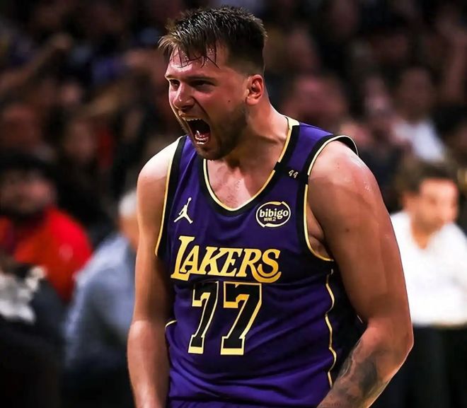 雷霆双杀湖人锁定西部第三 掘金火箭争夺席位引